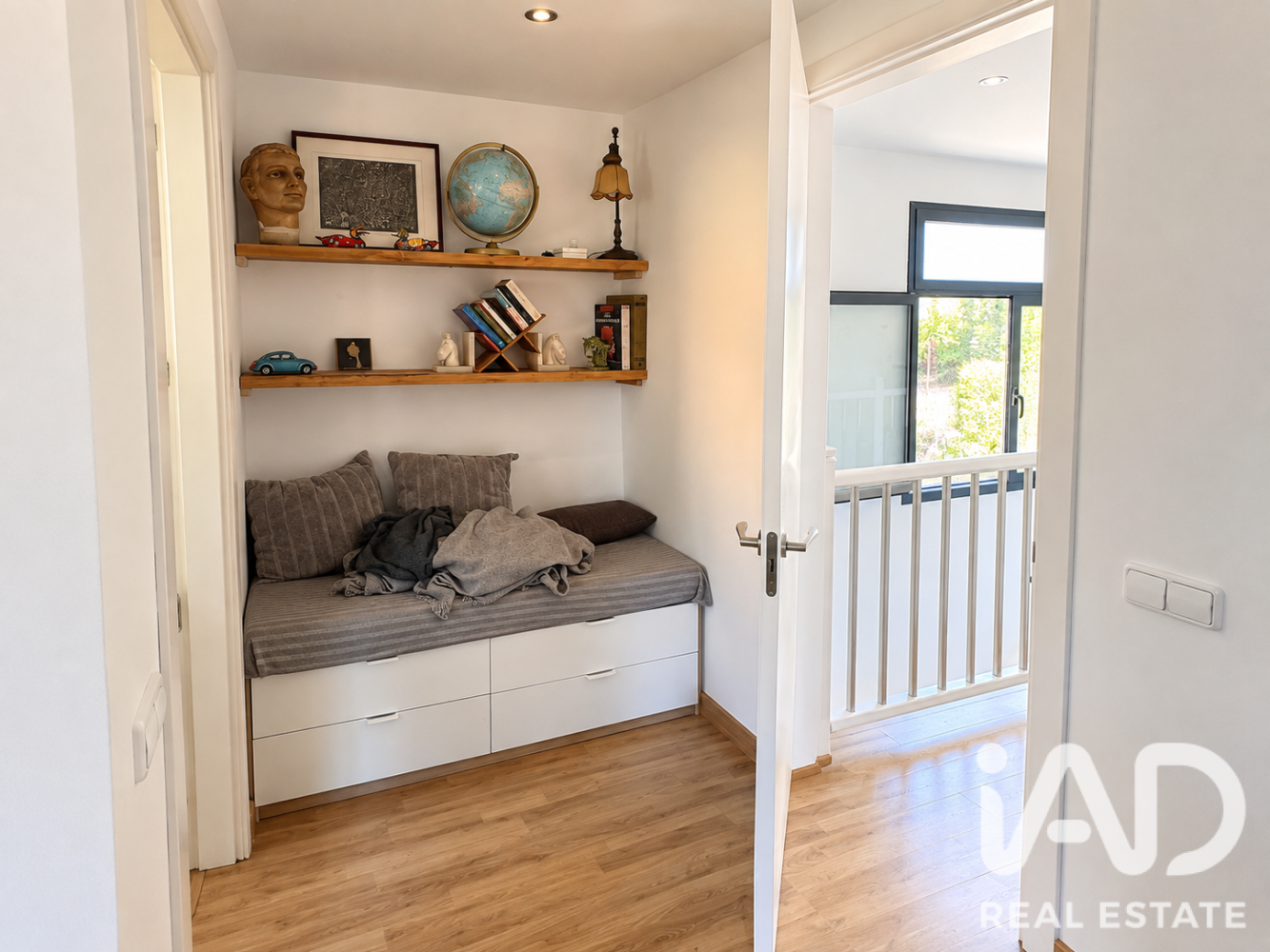 House in Cunit, Tarragona, Spain 4 bedrooms, 231 sq.m. No. 197735