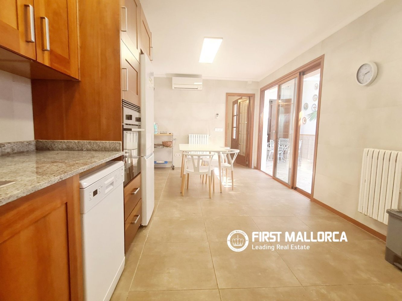 Kaupunkipientalo Santa Margalida, Mallorca, Espanja 4 makuuhuonetta, 170 m2 No. 197926