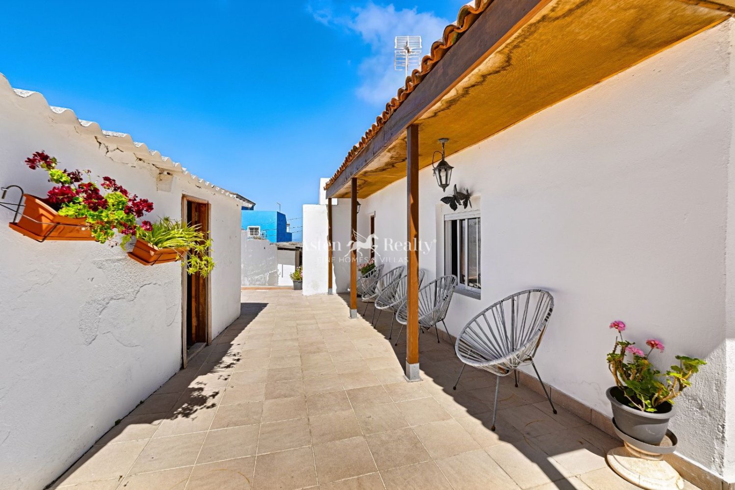 Villa i Tenerife, Spanien 4 sovrum, 241 kvm. Nr. 198394