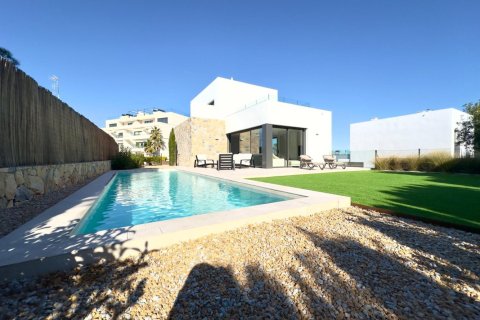 Villa a Orihuela, Alicante, Spagna 282 mq. N° 198118
