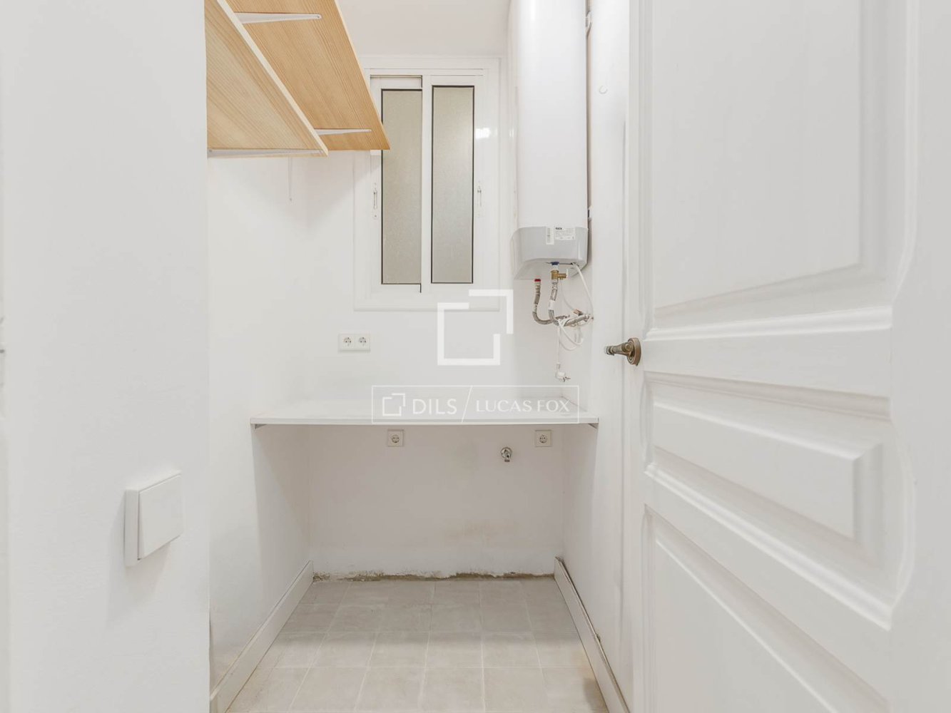 Apartment à Barcelona, Espagne 2 chambres, 78 m2 No. 200013
