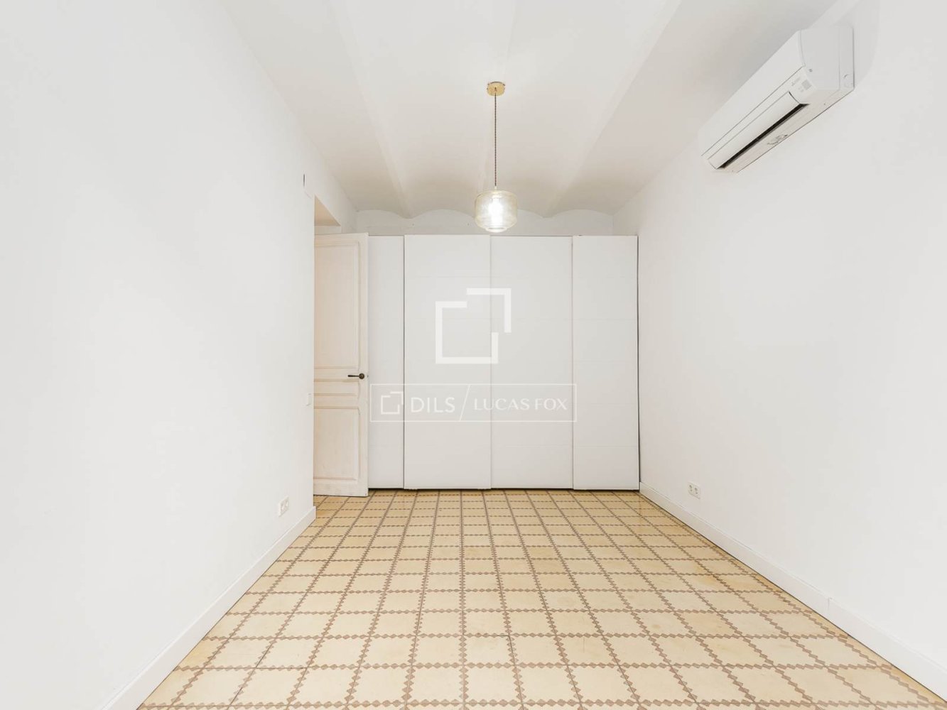 Apartment à Barcelona, Espagne 2 chambres, 78 m2 No. 200013