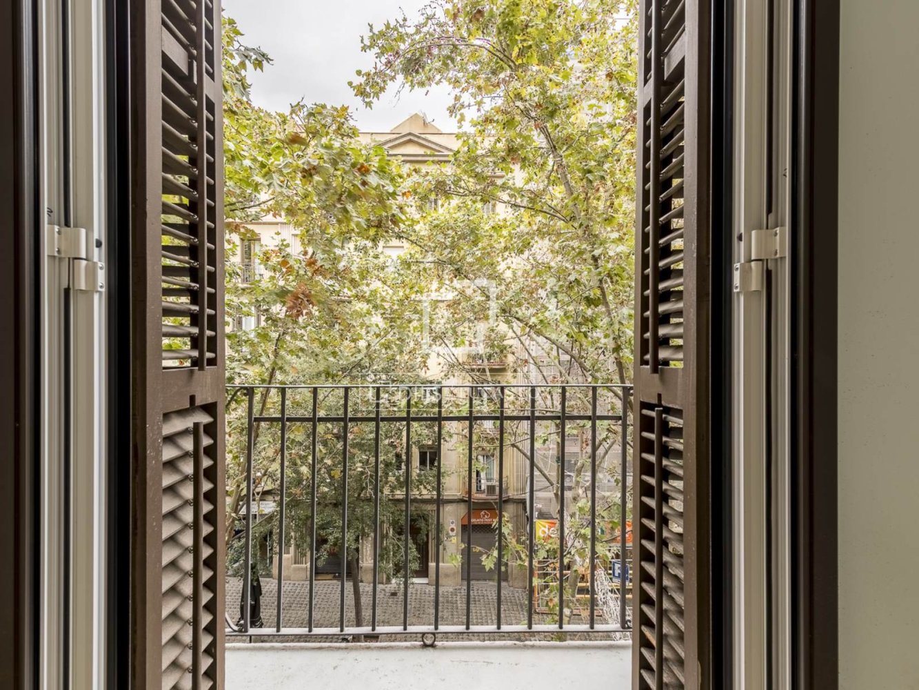 Apartment à Barcelona, Espagne 2 chambres, 78 m2 No. 200013