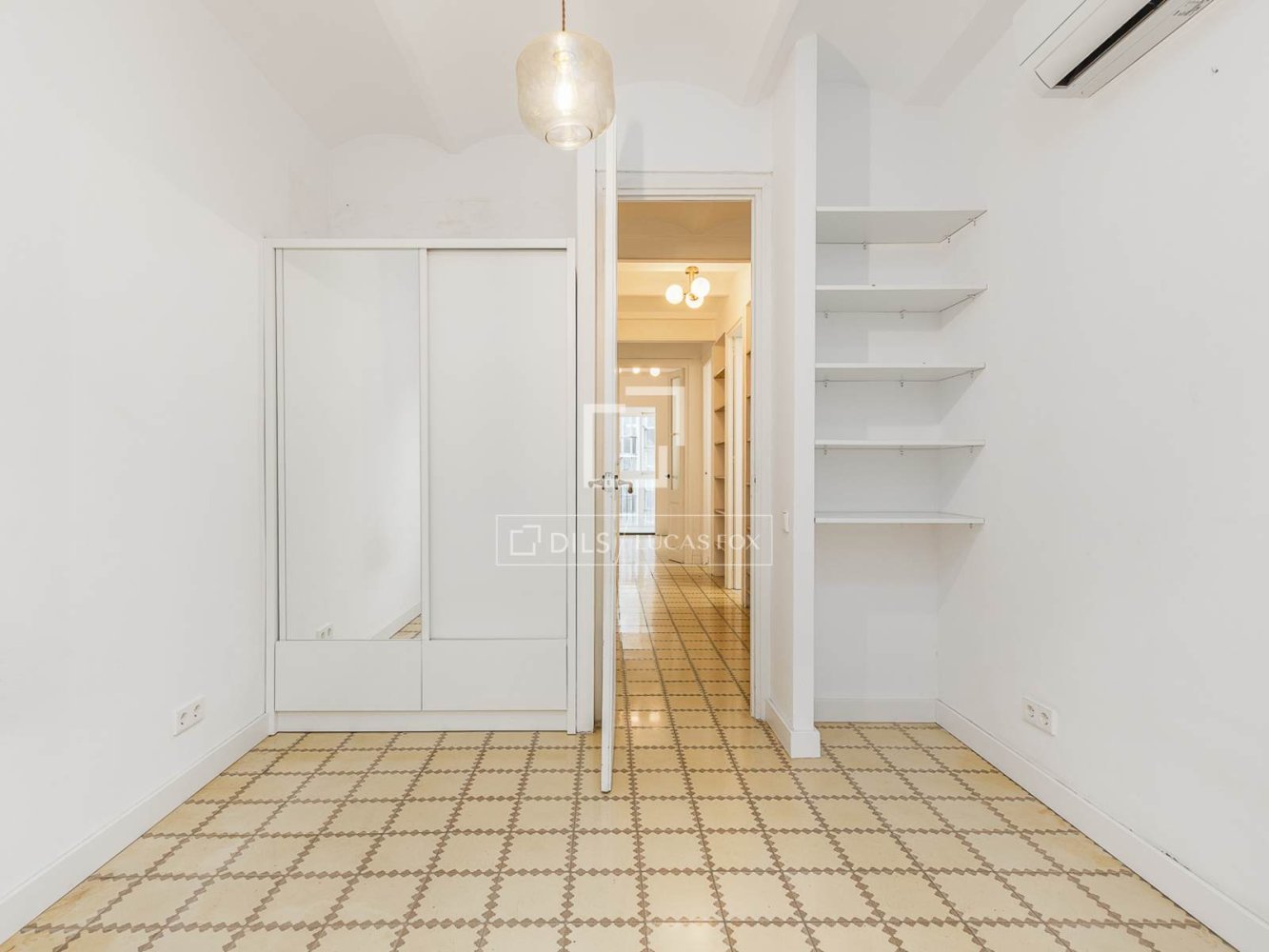 Apartment à Barcelona, Espagne 2 chambres, 78 m2 No. 200013