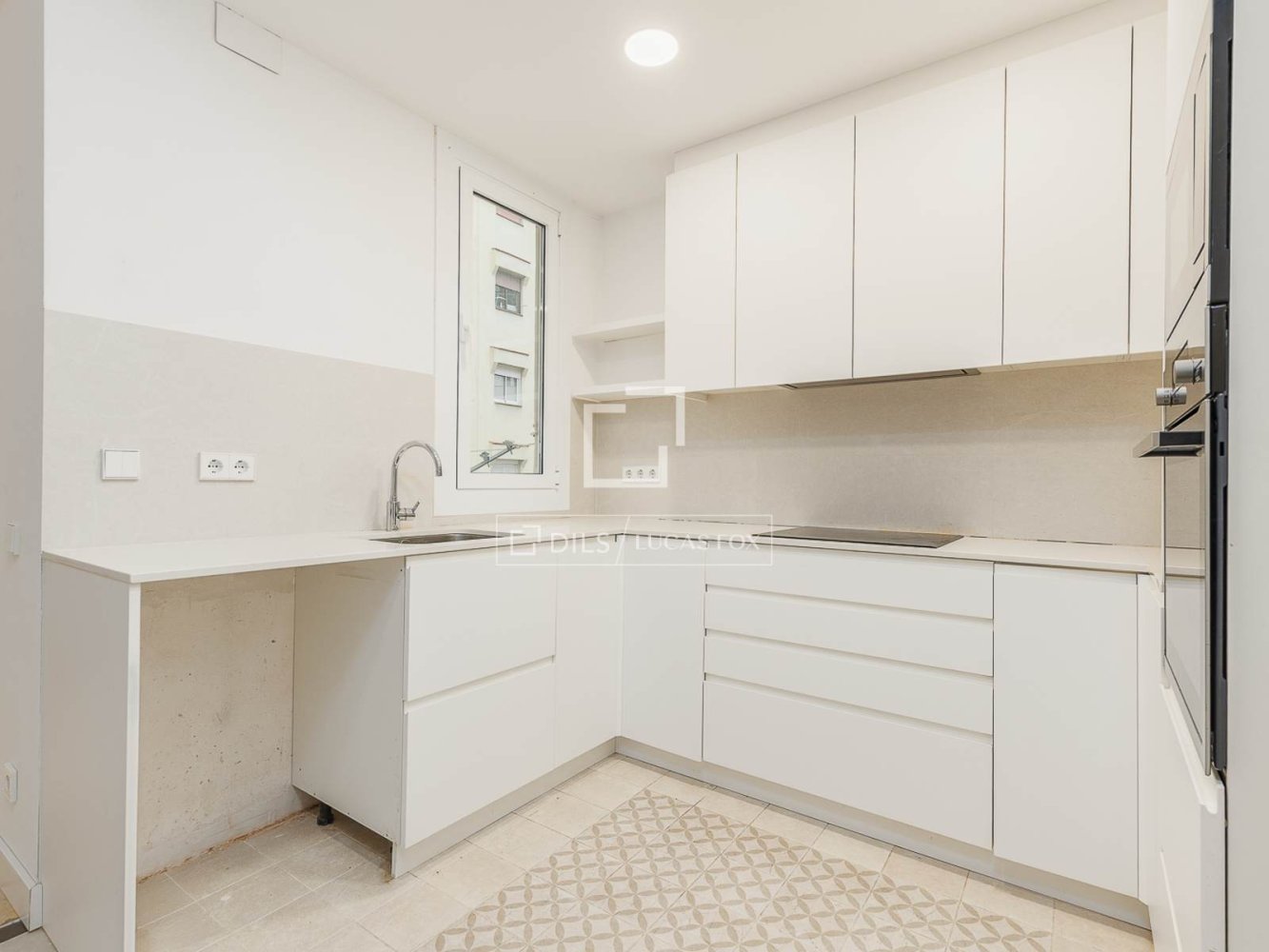 Apartment à Barcelona, Espagne 2 chambres, 78 m2 No. 200013