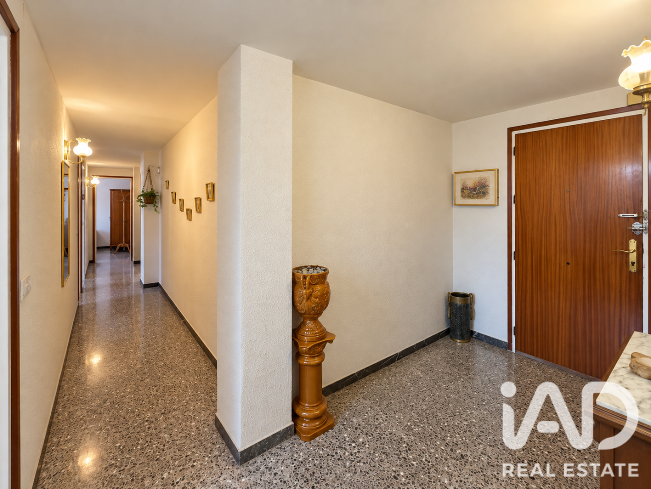 Apartment in Flix, Tarragona, Spain 3 bedrooms, 113 sq.m. No. 199530