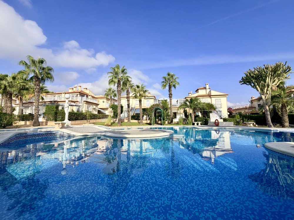 Bungalow in Torrevieja, Alicante, Spanien 2 Schlafzimmer, 74 m2 Nr. 198900