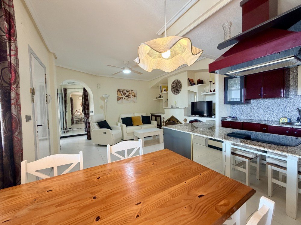 Bungalow in Torrevieja, Alicante, Spanien 2 Schlafzimmer, 74 m2 Nr. 198900