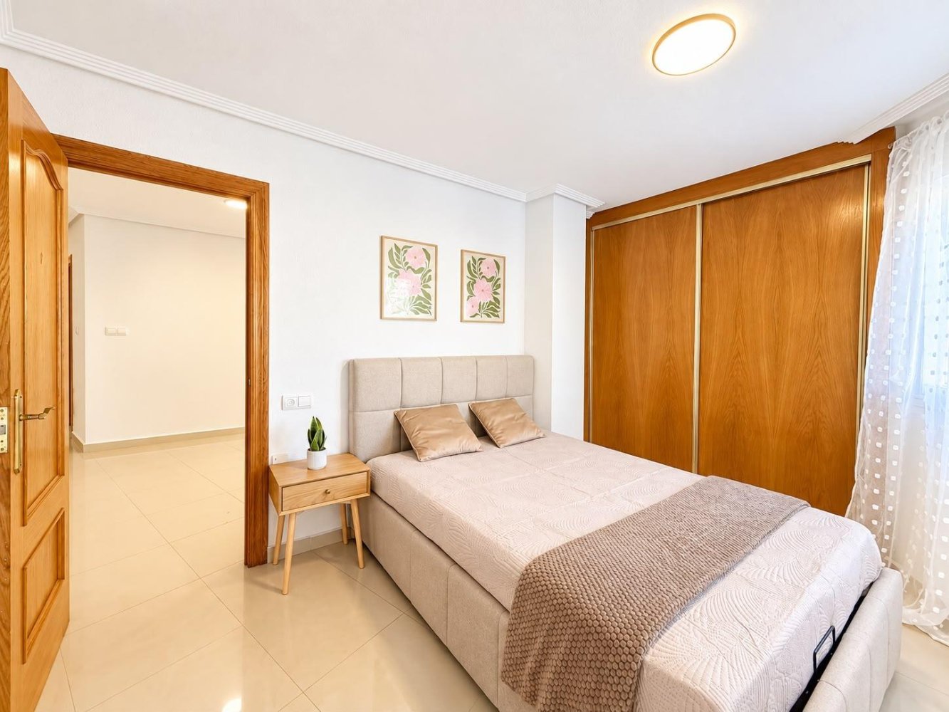 Wohnung in Torrevieja, Alicante, Spanien 1 Schlafzimmer, 56 m2 Nr. 197323