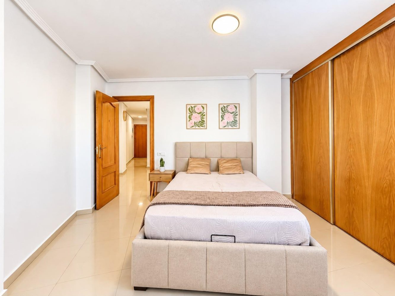 Wohnung in Torrevieja, Alicante, Spanien 1 Schlafzimmer, 56 m2 Nr. 197323