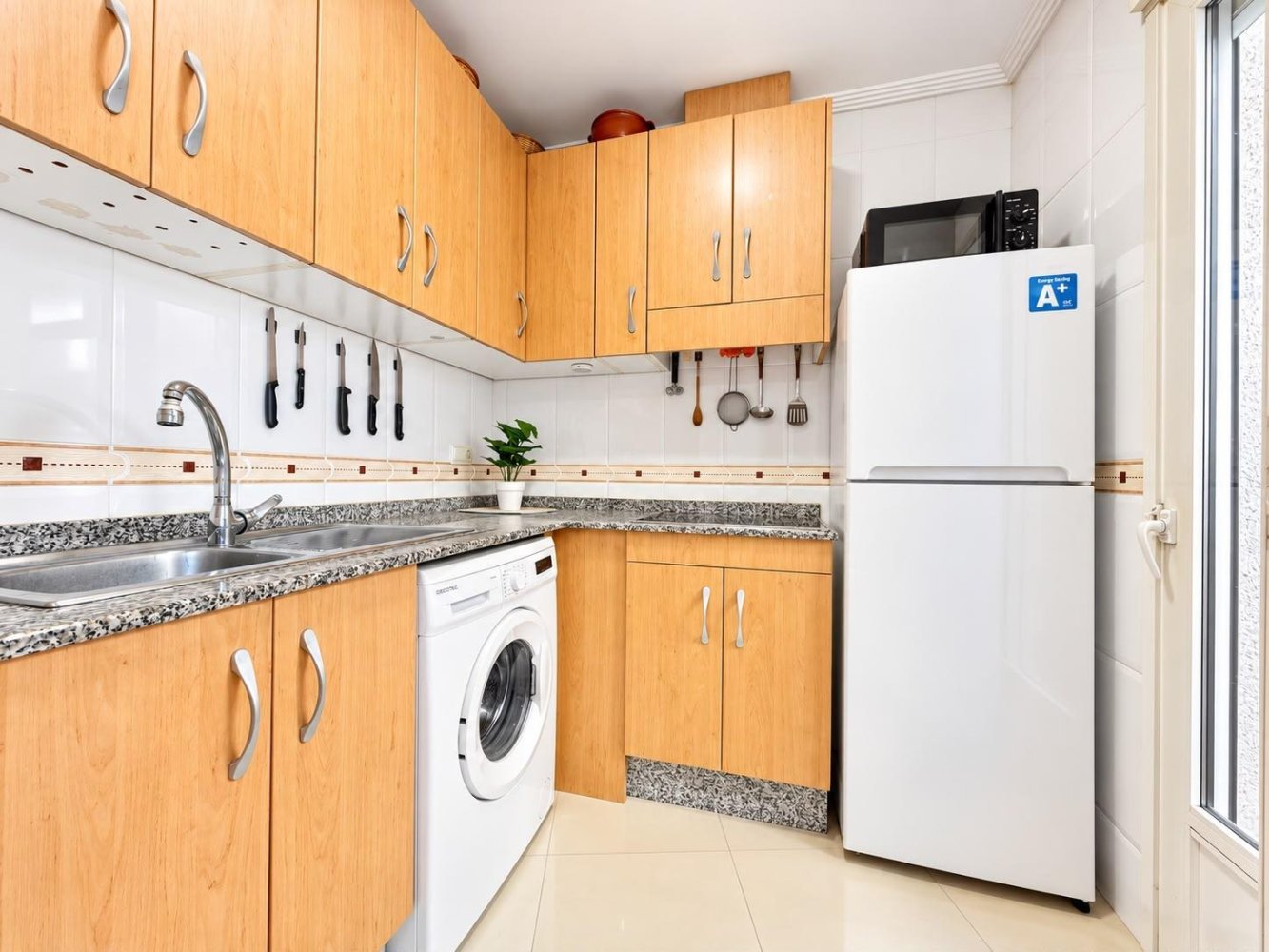 Wohnung in Torrevieja, Alicante, Spanien 1 Schlafzimmer, 56 m2 Nr. 197323
