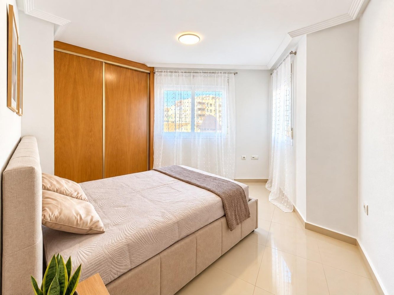 Wohnung in Torrevieja, Alicante, Spanien 1 Schlafzimmer, 56 m2 Nr. 197323
