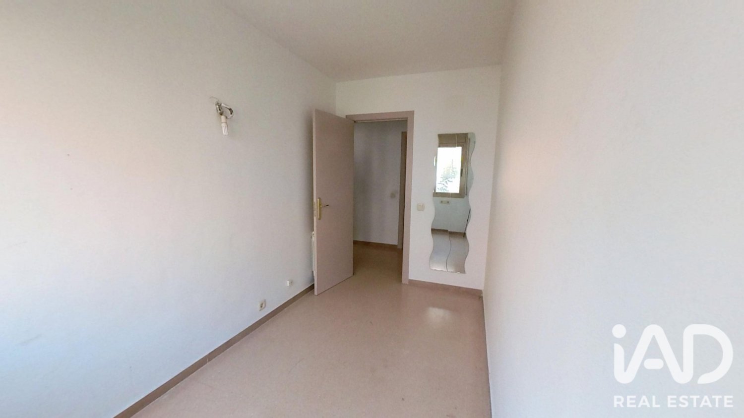 Dzīvoklis El Vendrell, Tarragona, Spānijā 4 istabas, 148 m2 Nr. 197669