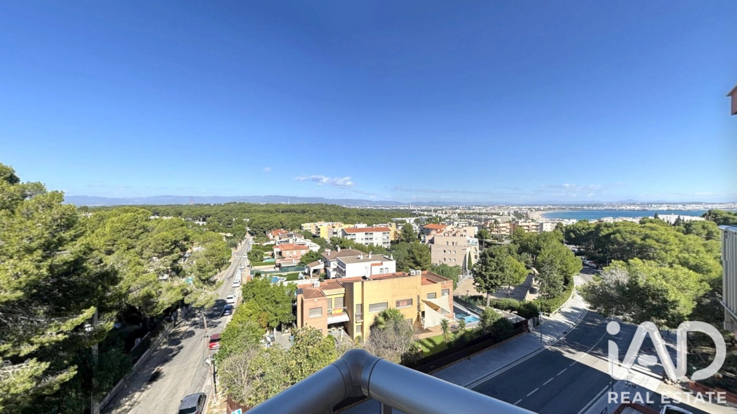 Apartment in Salou, Tarragona, Spain 2 bedrooms, 76 sq.m. No. 199537