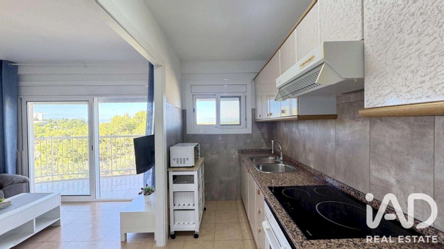 Apartment in Salou, Tarragona, Spain 2 bedrooms, 76 sq.m. No. 199537