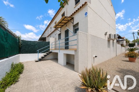 Townhouse in Cambrils, Tarragona, Spain 3 bedrooms, 141 sq.m. No. 199536