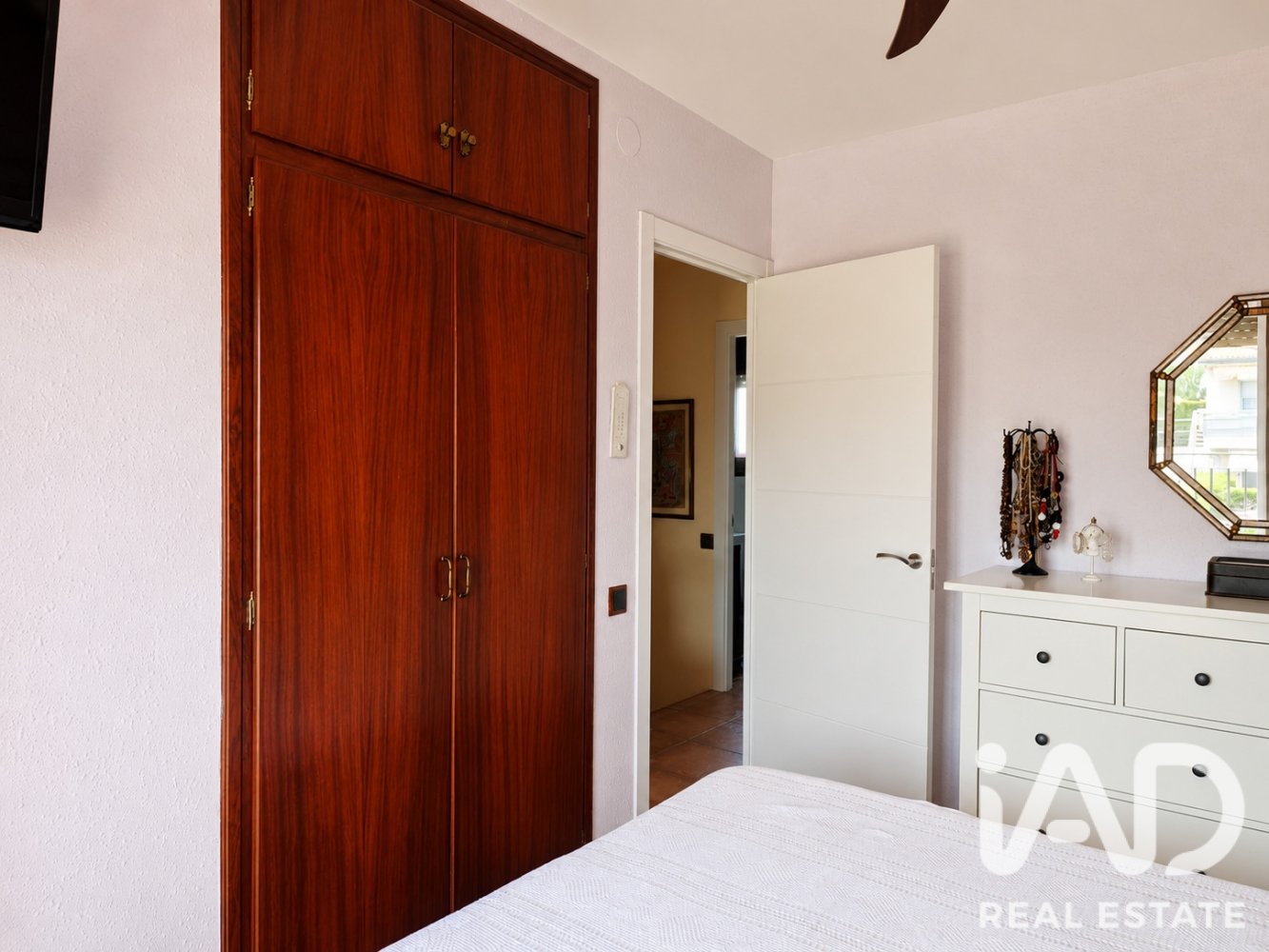 Townhouse in Cambrils, Tarragona, Spain 3 bedrooms, 141 sq.m. No. 199536