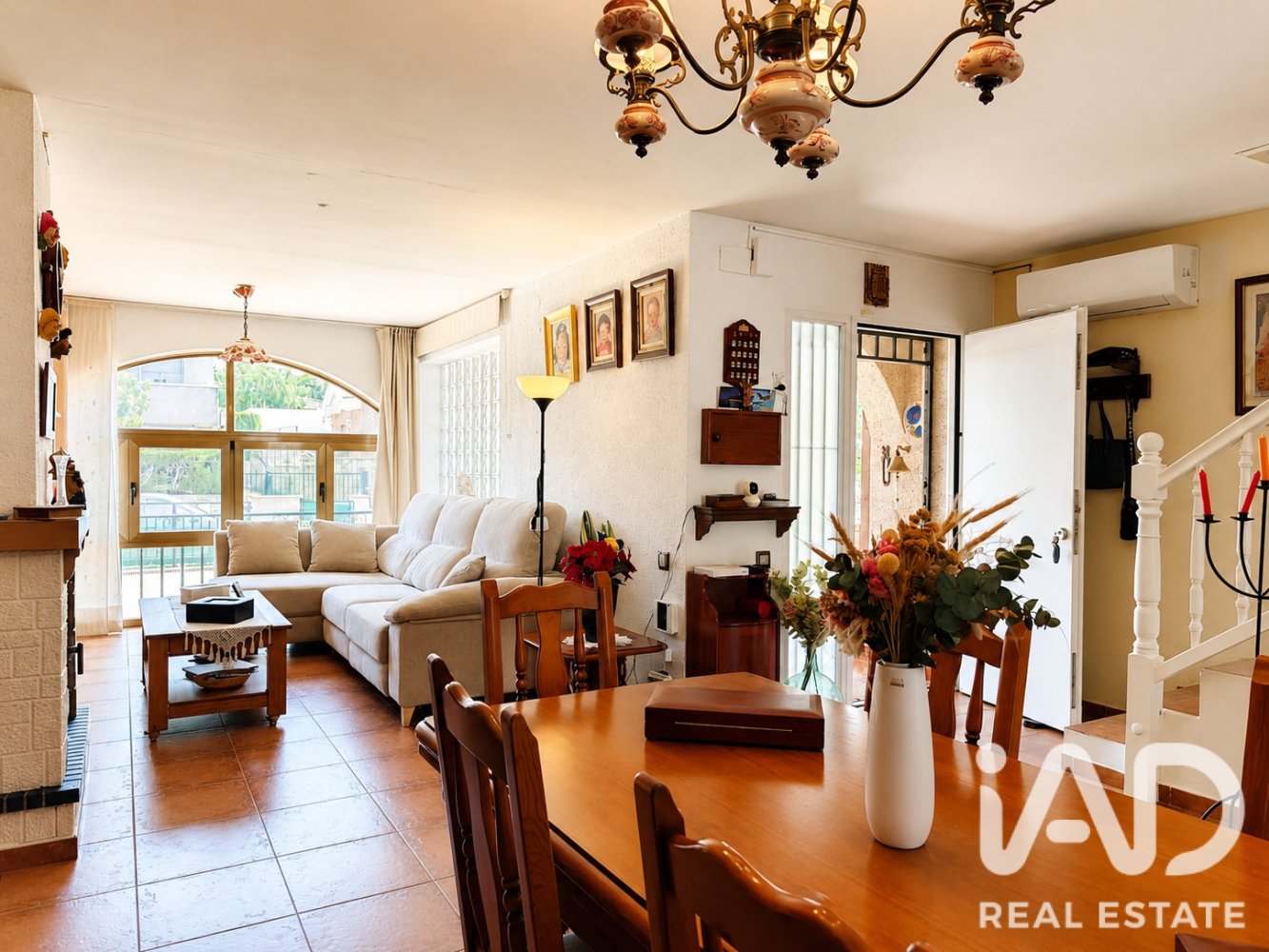 Townhouse in Cambrils, Tarragona, Spain 3 bedrooms, 141 sq.m. No. 199536