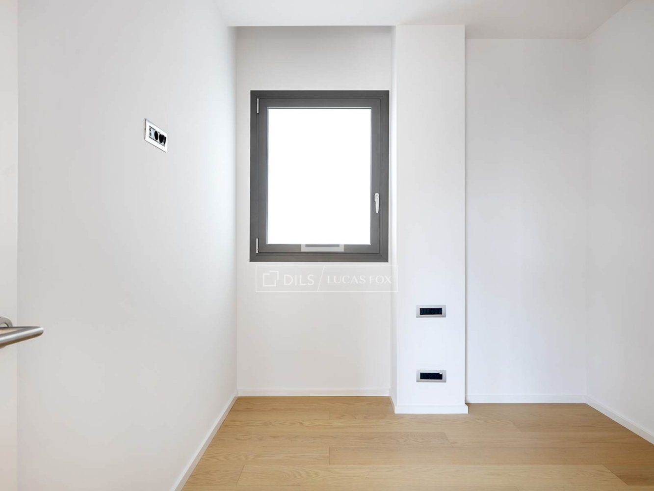 Apartment in Barcelona, Spain 2 bedrooms, 91 sq.m. No. 199175