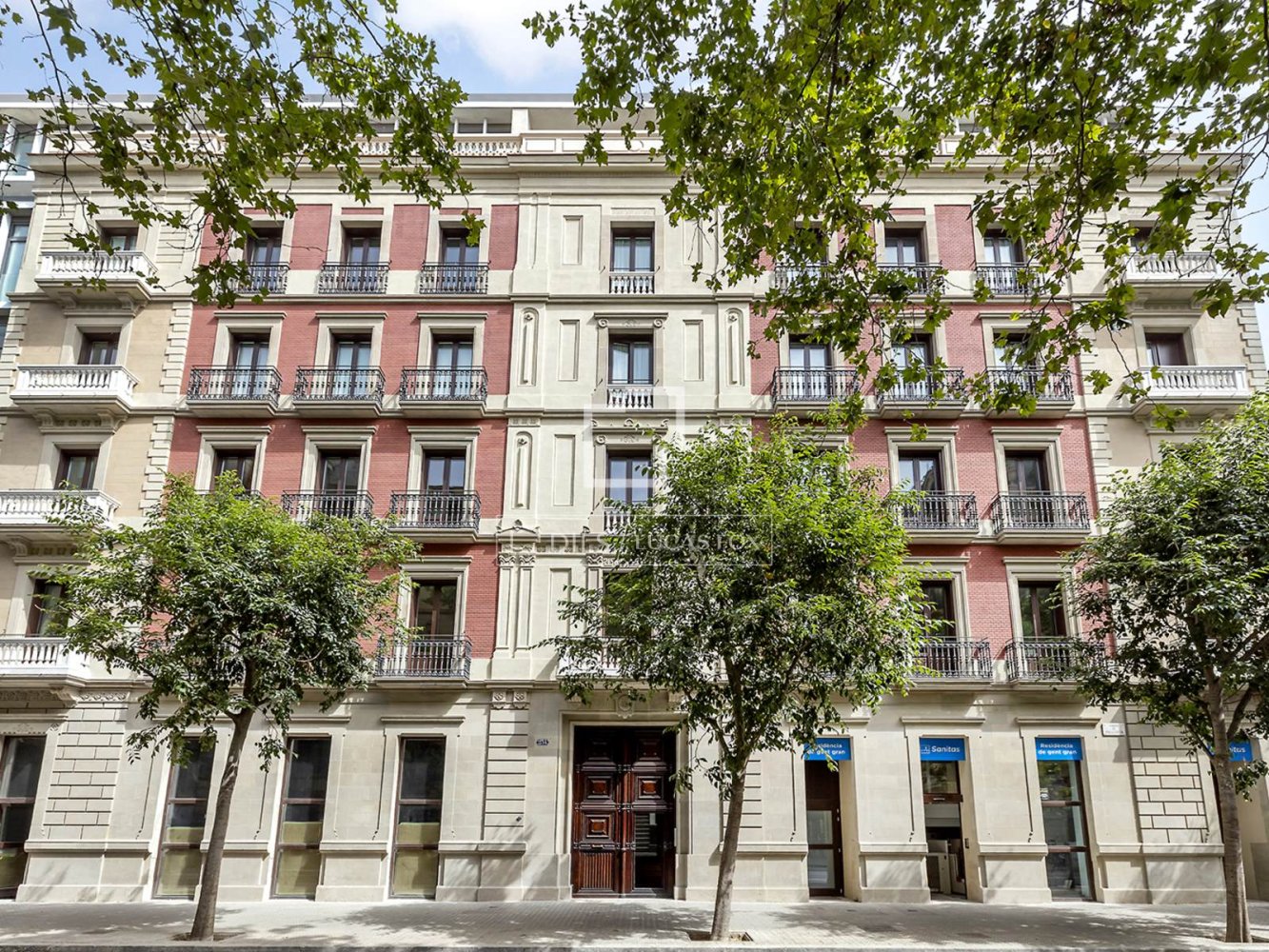 Apartment in Barcelona, Spain 2 bedrooms, 91 sq.m. No. 199175