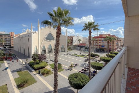 Apartment in Torrevieja, Alicante, Spain 1 bedroom, 46 sq.m. No. 199899