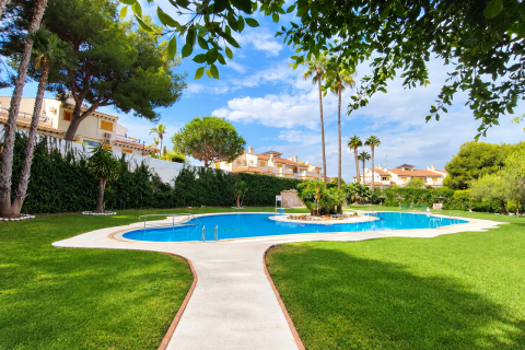 Appartamento a Mil Palmeras, Alicante, Spagna 2 camere da letto, 67 mq. N° 198302