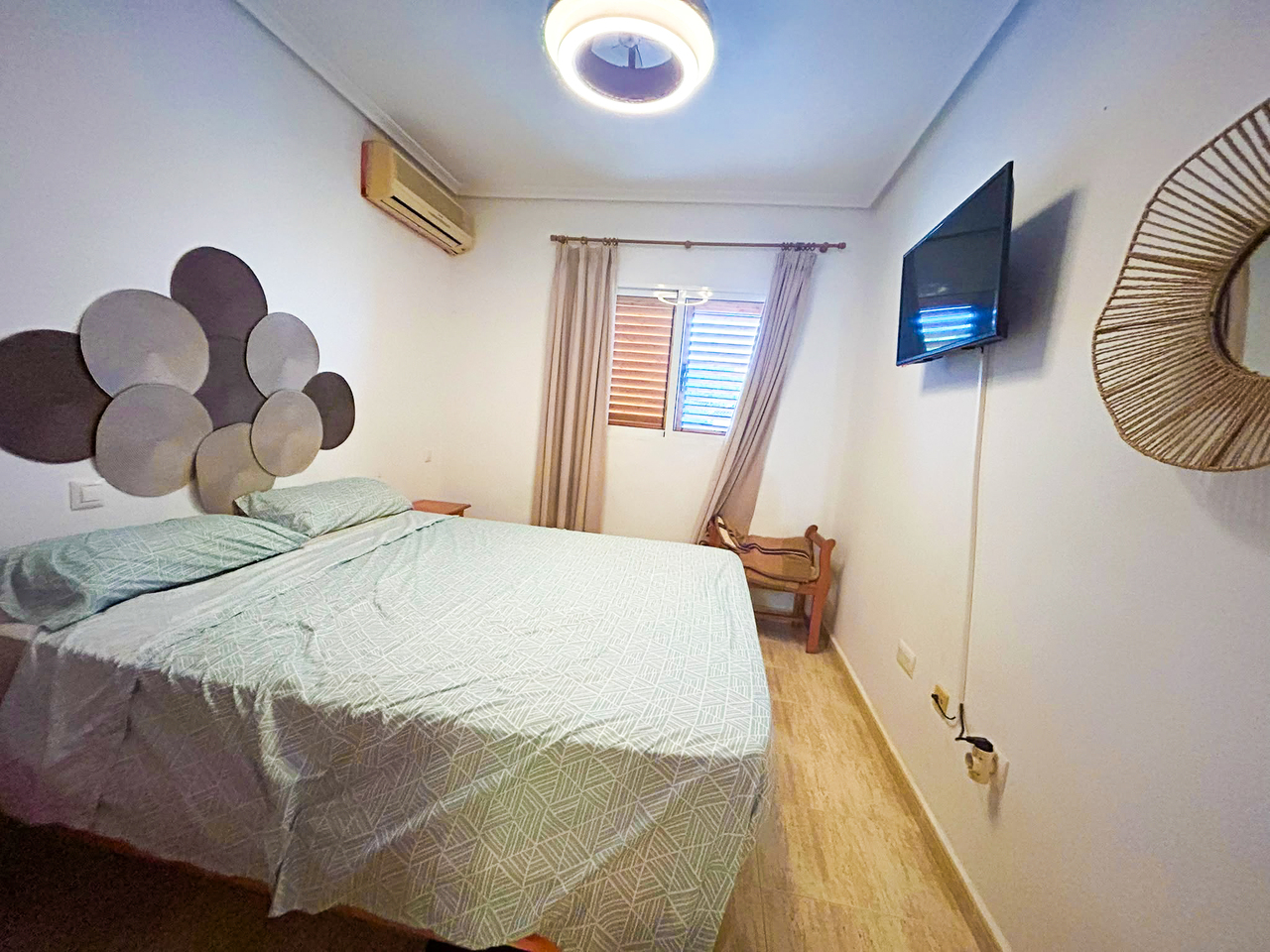 Appartamento a Mil Palmeras, Alicante, Spagna 2 camere da letto, 67 mq. N° 198302