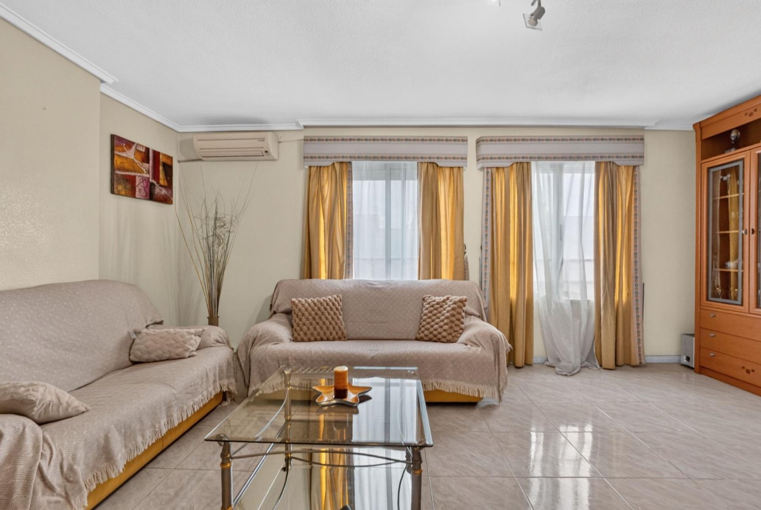Apartamento en Torrevieja, Alicante, España 3 dormitorios, 134 m2 No. 199829