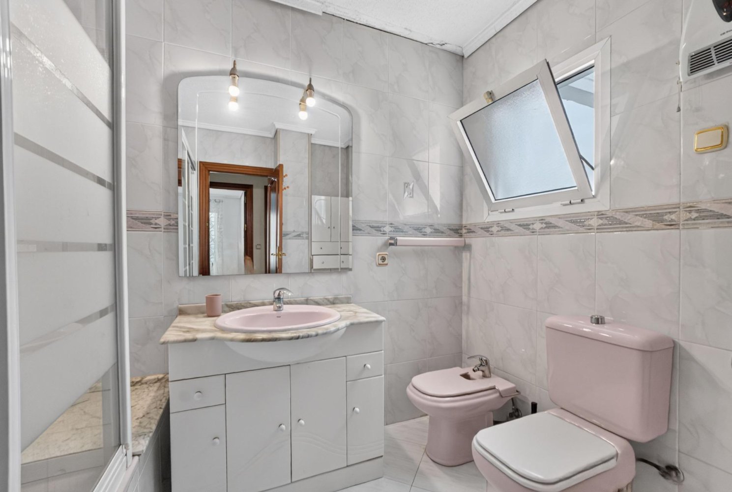 Apartamento en Torrevieja, Alicante, España 3 dormitorios, 134 m2 No. 199829