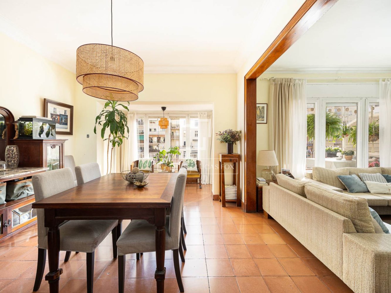 Apartament w Barcelona, Hiszpania 5 sypialni, 161 mkw. nr 192547