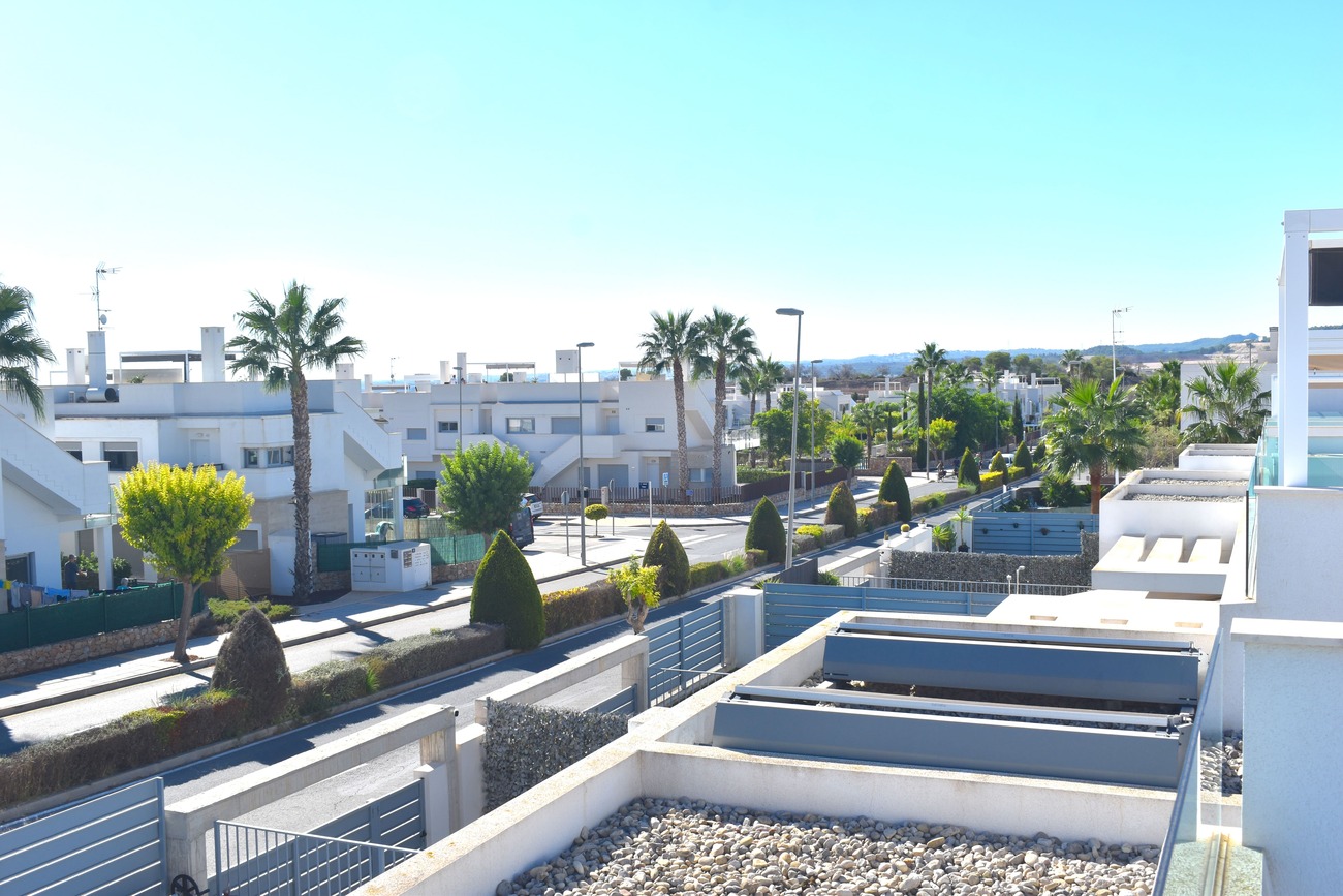 Villa à Vistabella, Alicante, Espagne 3 chambres, 100 m2 No. 198026