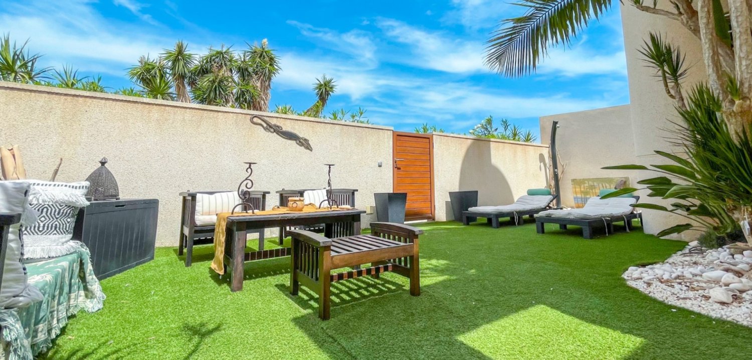 Rindu māja Torrevieja, Alicante, Spānijā 2 istabas, 54 m2 Nr. 197242