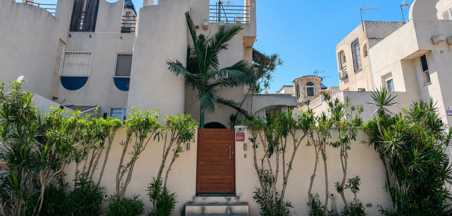 Rindu māja Torrevieja, Alicante, Spānijā 2 istabas, 54 m2 Nr. 197242