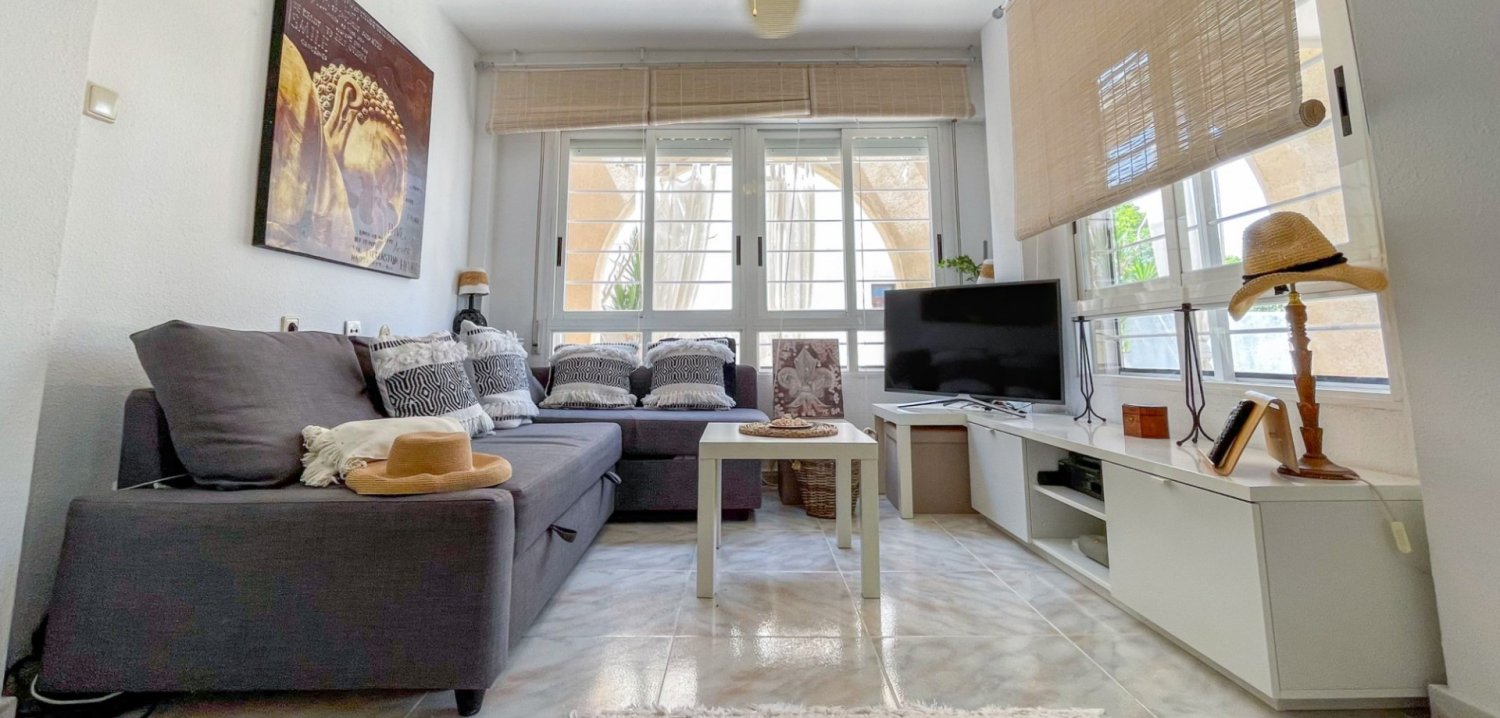 Rindu māja Torrevieja, Alicante, Spānijā 2 istabas, 54 m2 Nr. 197242