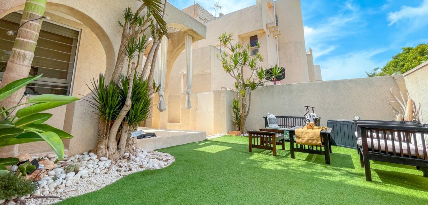 Rindu māja Torrevieja, Alicante, Spānijā 2 istabas, 54 m2 Nr. 197242