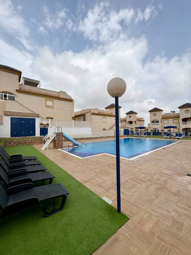 Apartament w Guardamar del Segura, Alicante, Hiszpania 2 sypialnie, 61 mkw. nr 197429