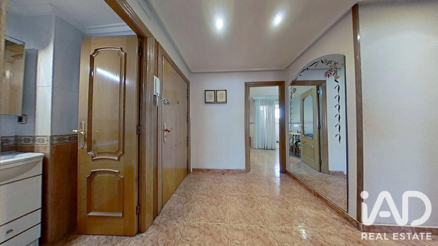 Apartment in Elda, Alicante, Spain 3 bedrooms, 142 sq.m. No. 197864