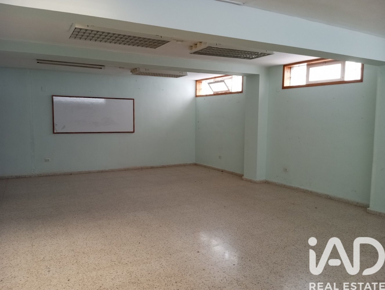 Commercial property à Jaca, Huesca, Espagne 60 m2 No. 198724