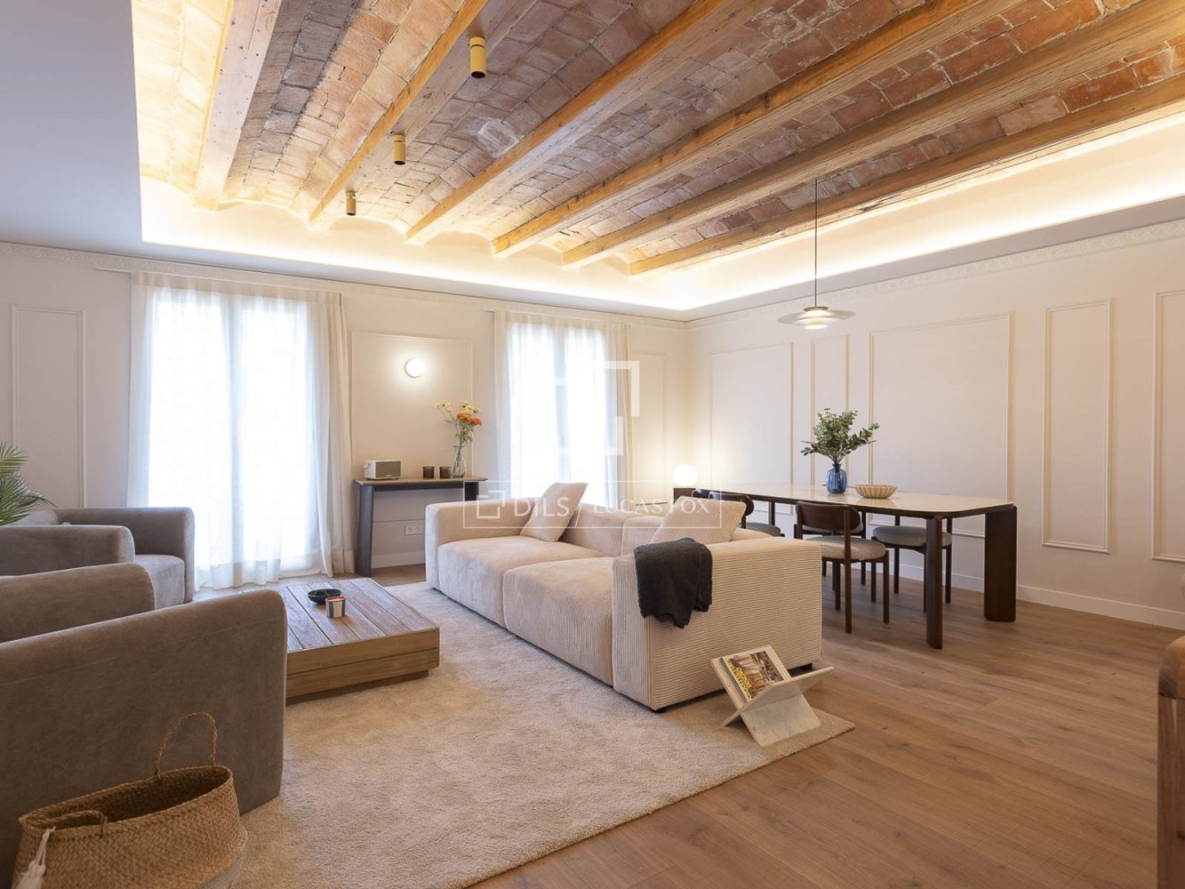 Apartment à Barcelona, Espagne 3 chambres, 141 m2 No. 200004