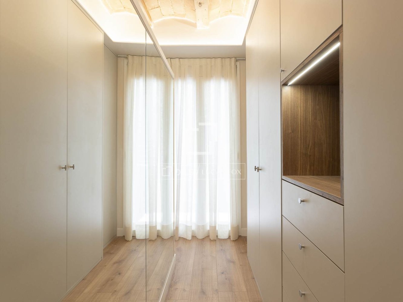 Apartment à Barcelona, Espagne 3 chambres, 141 m2 No. 200004
