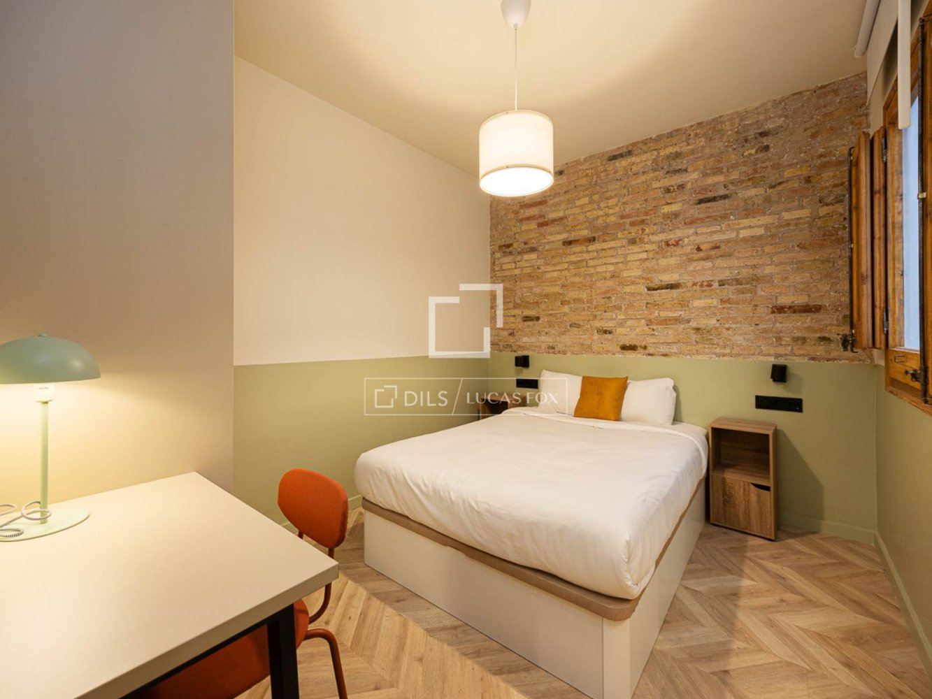 Apartment à Barcelona, Espagne 3 chambres, 78 m2 No. 199151