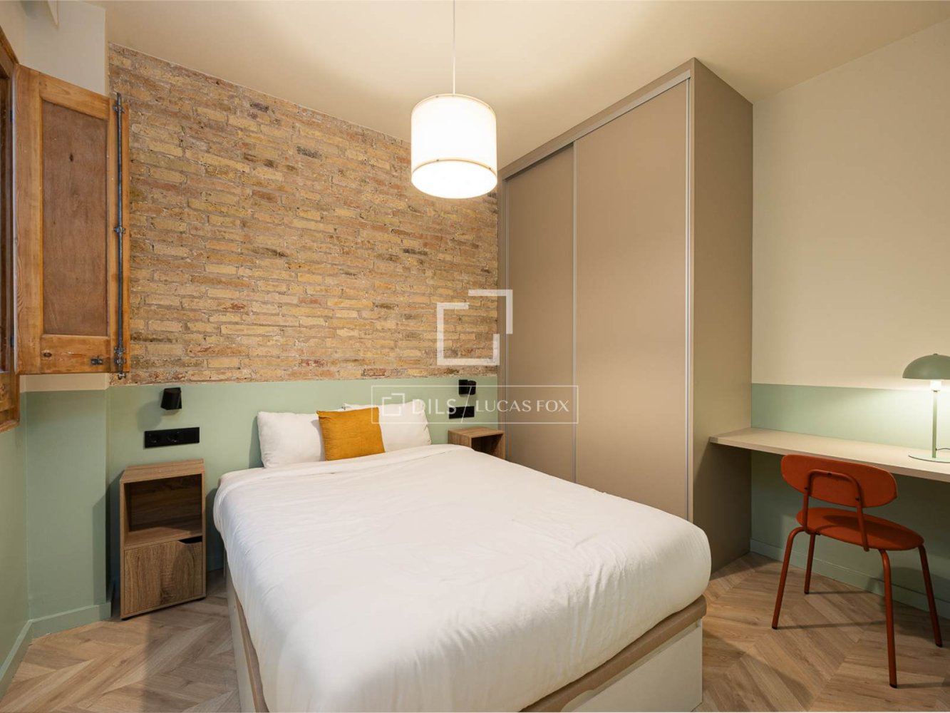 Apartment à Barcelona, Espagne 3 chambres, 78 m2 No. 199151