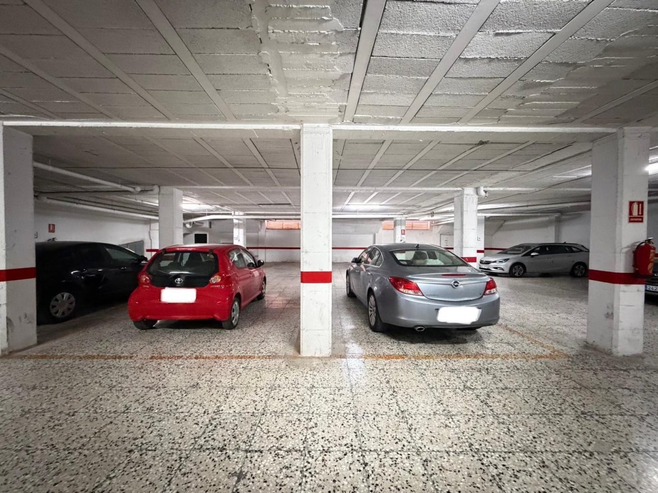 Garaje en Torrevieja, Alicante, España 32 m2 No. 182944