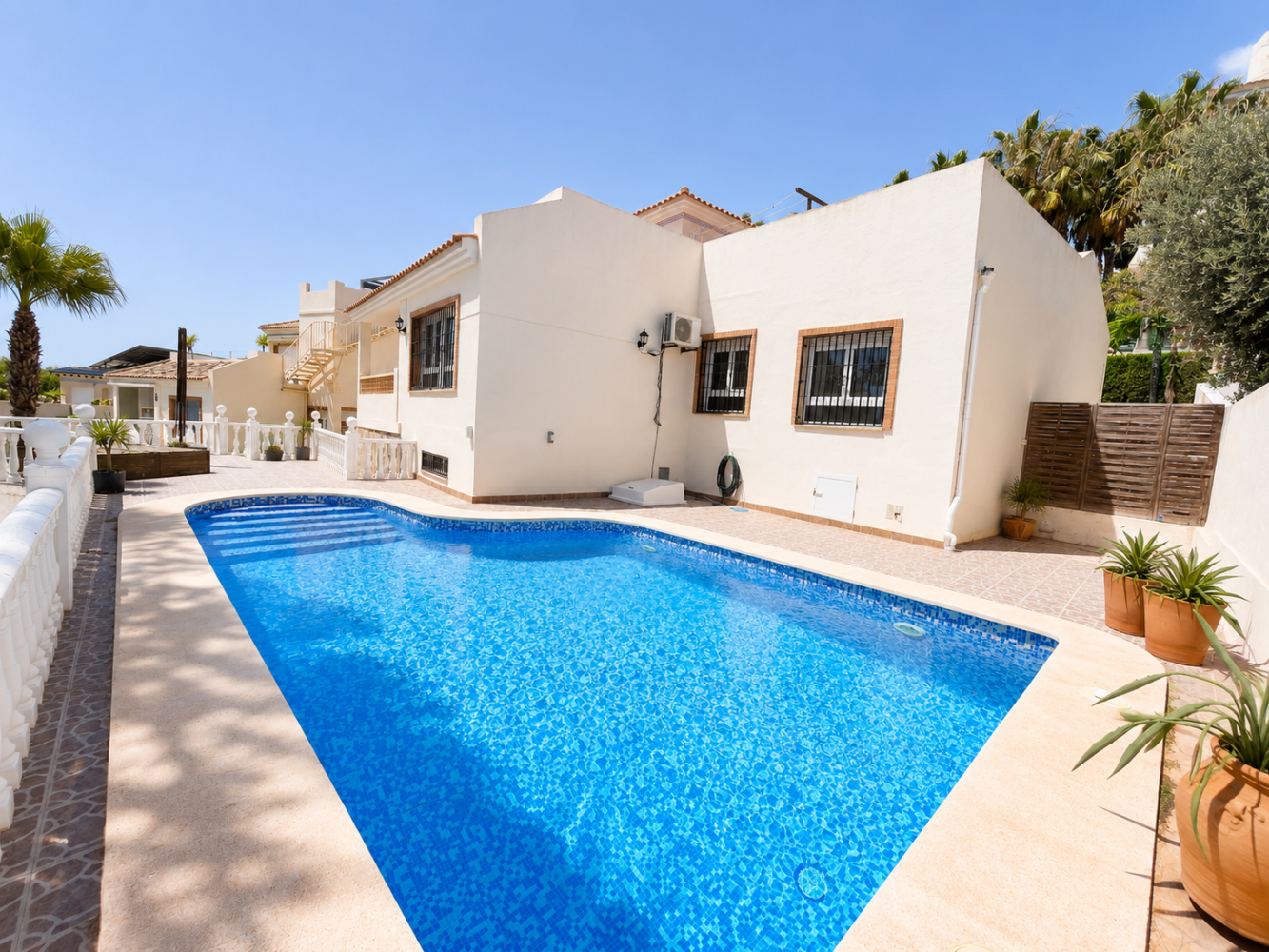 Villa a Alicante, Spagna 5 camere da letto,  N° 198271
