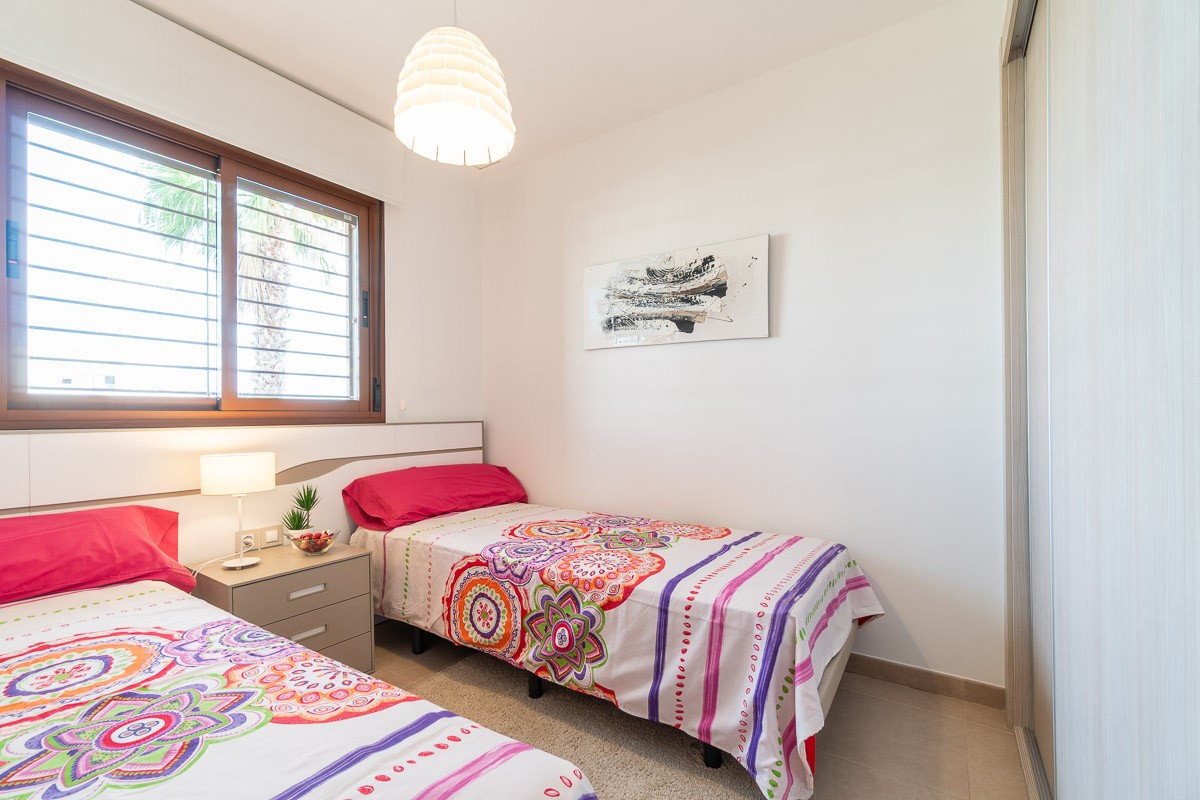 Apartment in Alicante, Spain 2 bedrooms, 63 sq.m. No. 198943