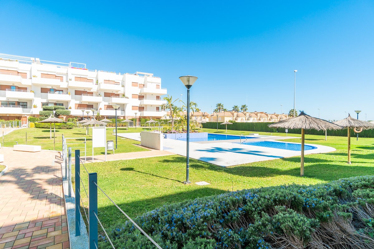 Apartment in Alicante, Spain 2 bedrooms, 63 sq.m. No. 198943