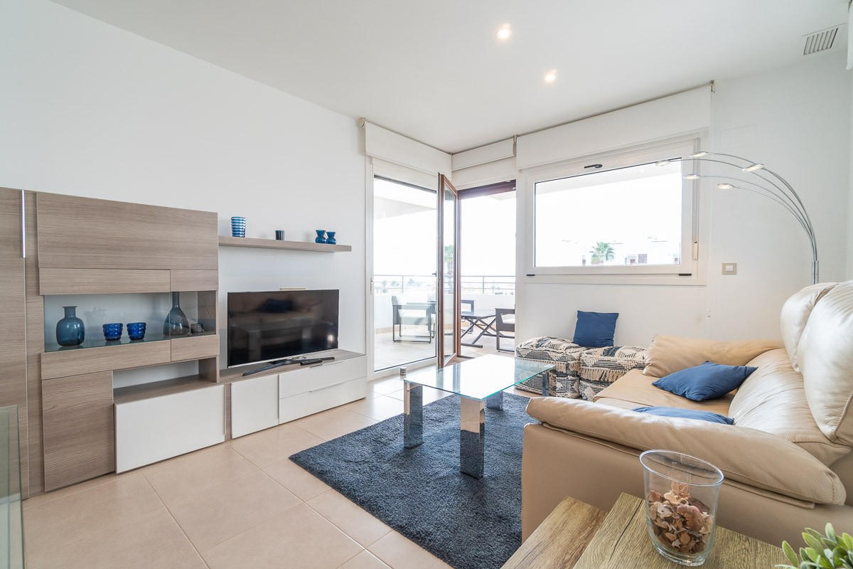 Apartment in Alicante, Spain 2 bedrooms, 63 sq.m. No. 198943