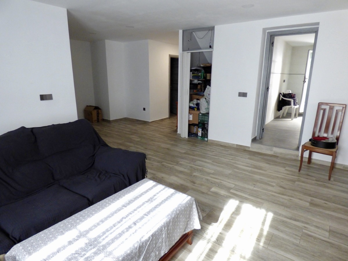 Hus i Orxeta, Alicante, Spanien 5 sovrum, 282 kvm. Nr. 199977