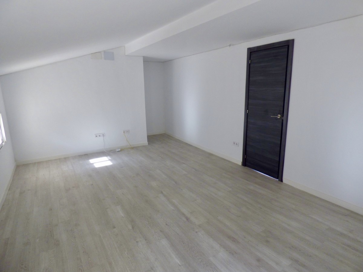 Hus i Orxeta, Alicante, Spanien 5 sovrum, 282 kvm. Nr. 199977