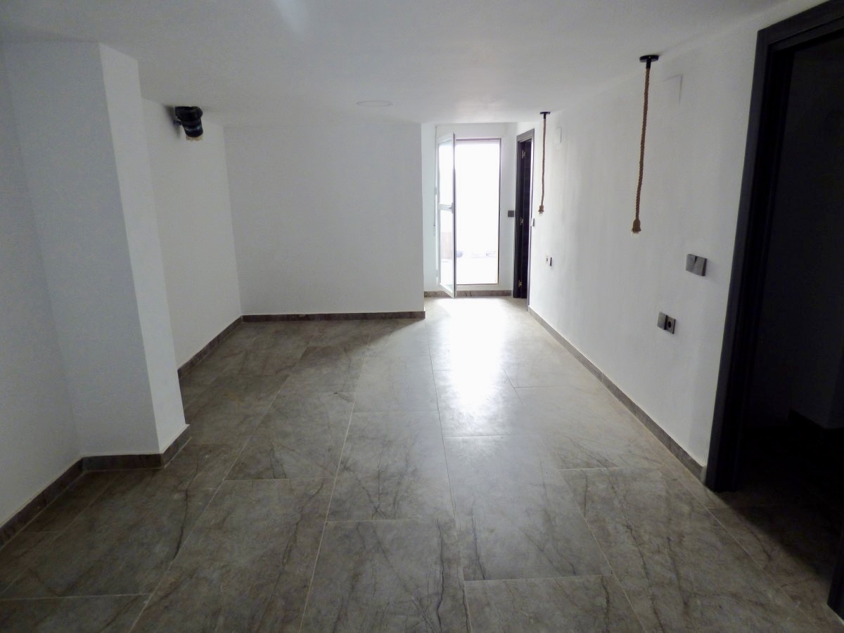 Hus i Orxeta, Alicante, Spanien 5 sovrum, 282 kvm. Nr. 199977
